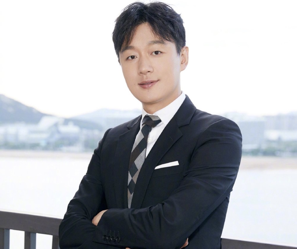 万茜|万茜资源有多好？搭档全是男神，秦汉胡歌陈坤孙红雷朱亚文佟大为