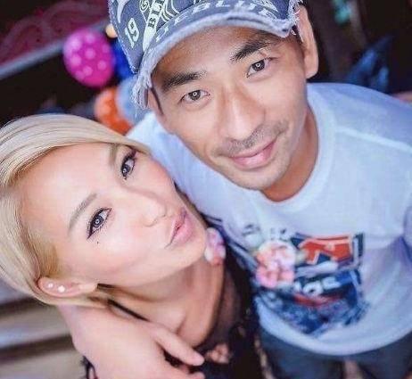 洗米华|爱火重燃？洗米华被曝与混血女友复合，正室妻子却毫无反应