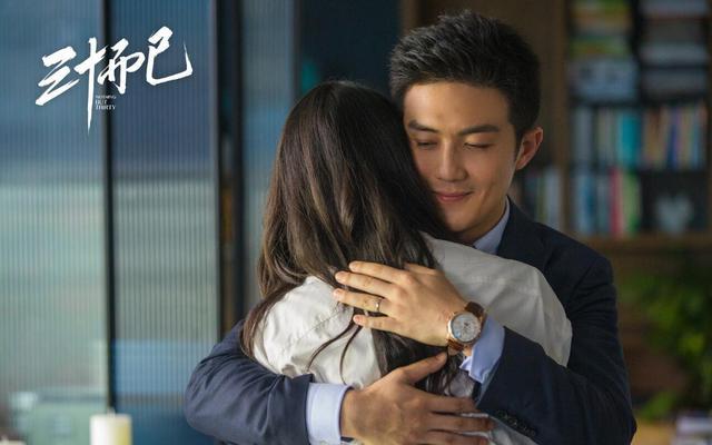 暑期档|上映3天热度第一，评分8.2，暑期档高口碑电视剧诞生