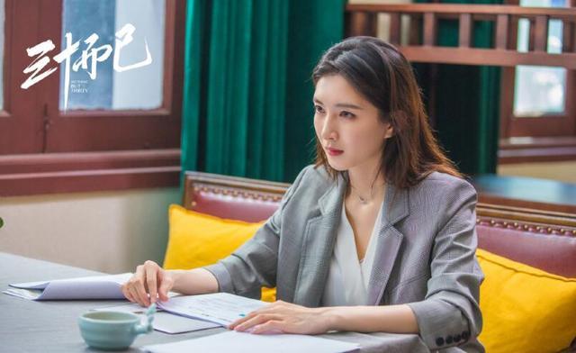 暑期档|上映3天热度第一，评分8.2，暑期档高口碑电视剧诞生