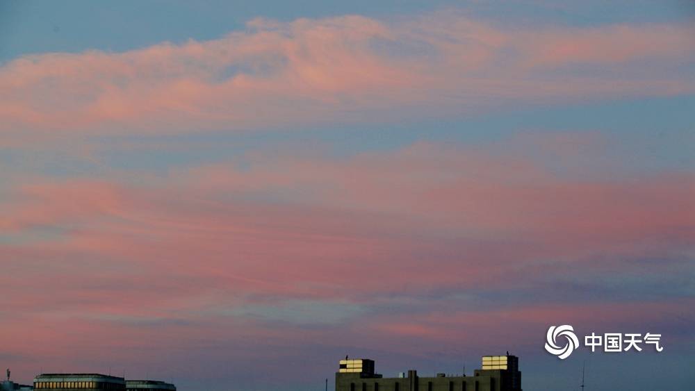 北京|迷人！粉红色晚霞扮靓北京的天空