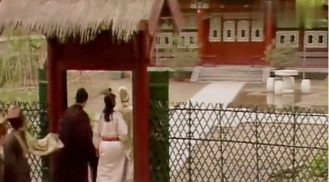 李纨|明明同一个人，李纨的性格特点为何相差那么大？“未亡人”的悲哀