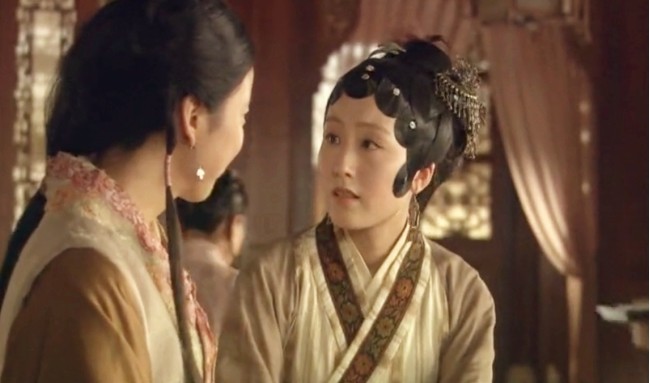 李纨|明明同一个人，李纨的性格特点为何相差那么大？“未亡人”的悲哀