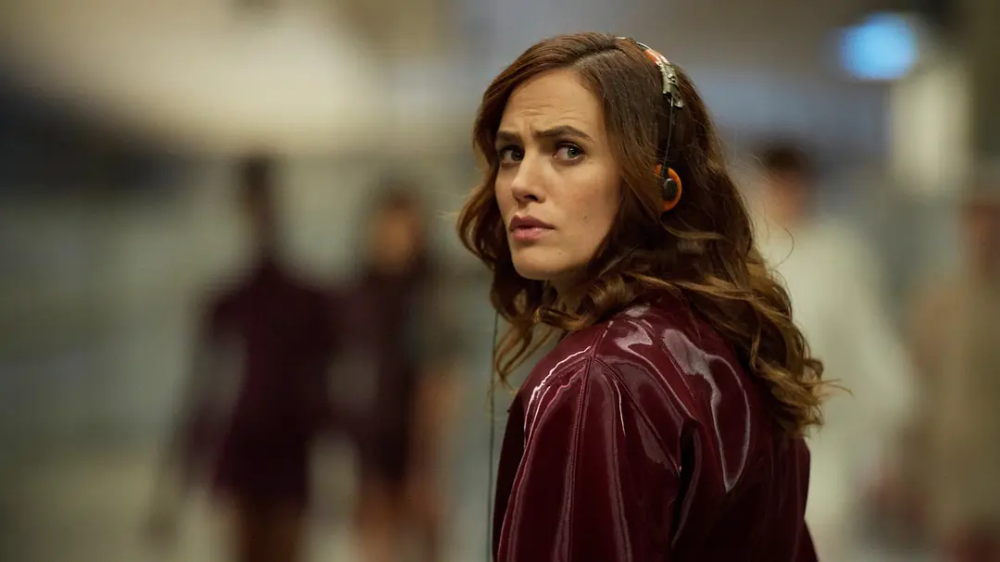 第一集就开车如何评价美剧美丽新世界