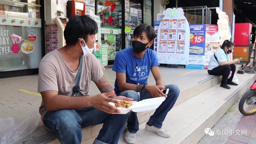 萧条成|疫情下的泰国：“不夜城”萧条，许多打工者失业后被迫流浪
