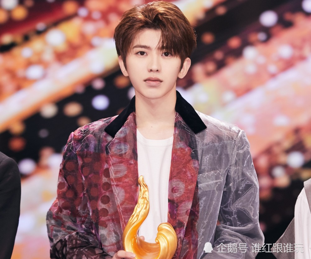 蔡徐坤|先别急着质疑，大数据告诉你：蔡徐坤这3个奖，拿的值得！