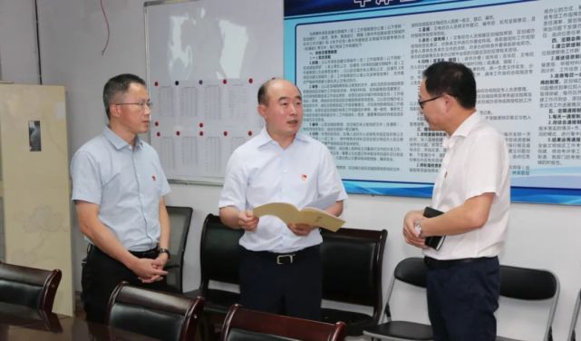 区领导周顺安,黄泽鹏参加.