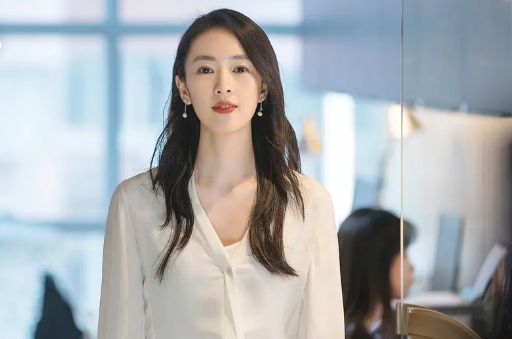 三十而已|被佟丽娅辞演却意外爆红，国产剧这样拍女人，还是头一回见！