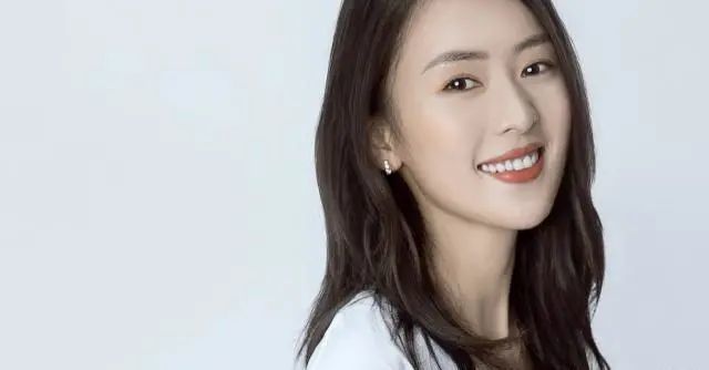 三十而已|被佟丽娅辞演却意外爆红，国产剧这样拍女人，还是头一回见！