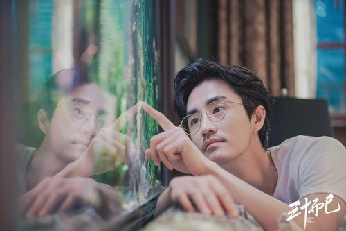 三十而已|三十而已：江疏影、童谣、毛晓彤演绎三十岁的敢与不敢，值得思考