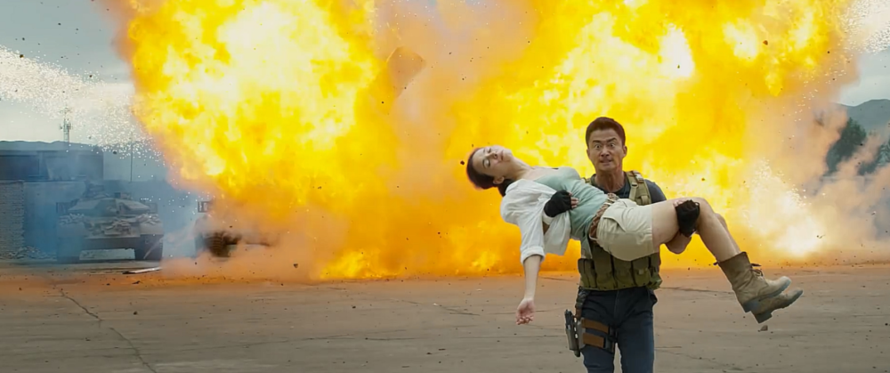 吴京|复工首日22部电影抢着上映，吴京星爷来了，这部小成本片是重头戏