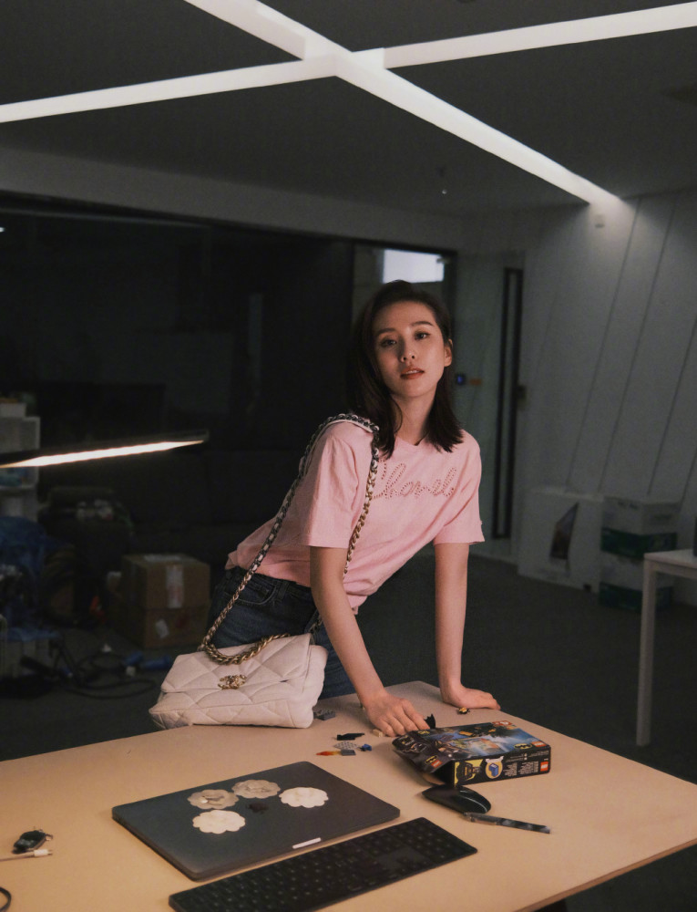 刘诗诗|刘诗诗：高级的时尚感，叫作恰到好处，浑然天成