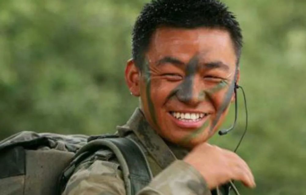 王宝强|离婚4年后王宝强并不幸福，女友被爆有私生子，疑似第二个马蓉？