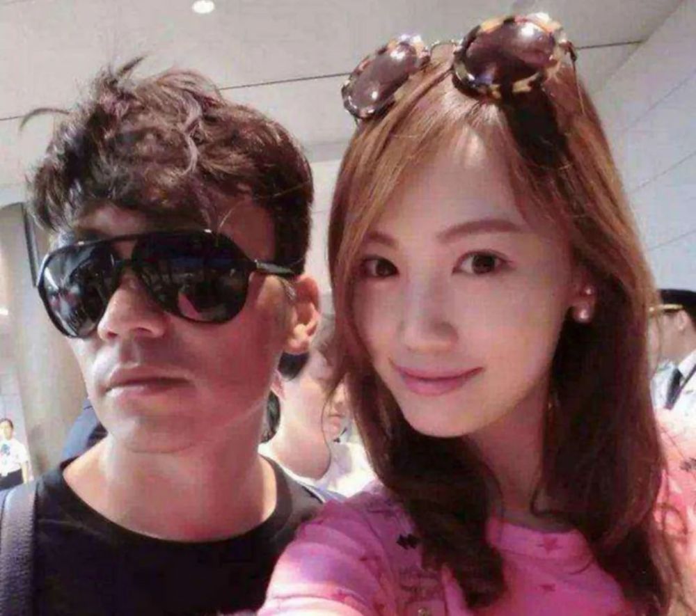 王宝强|离婚4年后王宝强并不幸福，女友被爆有私生子，疑似第二个马蓉？