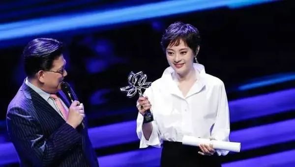 赵丽颖|顶流糊成这样不是没有原因的！