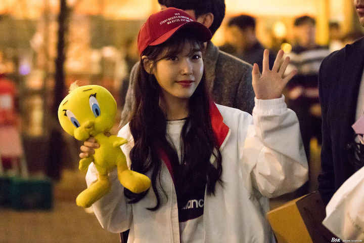 美丽动人的iu李知恩,爱娜来查收了吗?