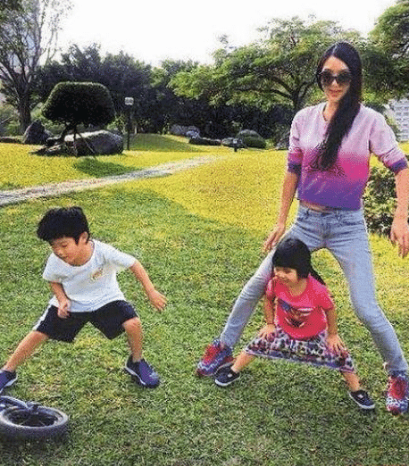 曹格|还记得《爸爸去哪》里曹格的女儿Grace吗？与哥哥同框变长腿女神