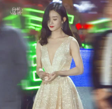 赵丽颖|生娃复出的赵丽颖是如何神奇的美到开挂甚至升阶的？