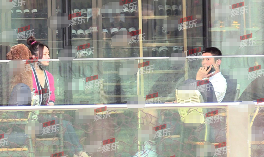 霍思燕|霍思燕夫妇为见“哎哟喂”望眼欲穿，俩人对妹妹宠极了，待遇比亲儿子还亲