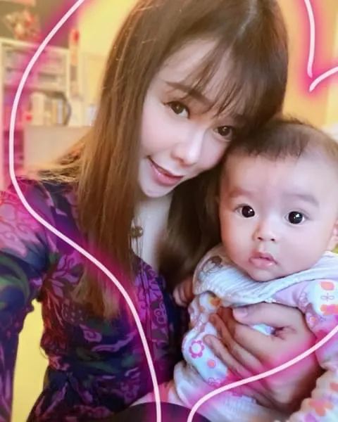 柯嘉琪|恭喜！香港学霸选美亚军三年抱两，火速怀第二胎，创业收入过千万