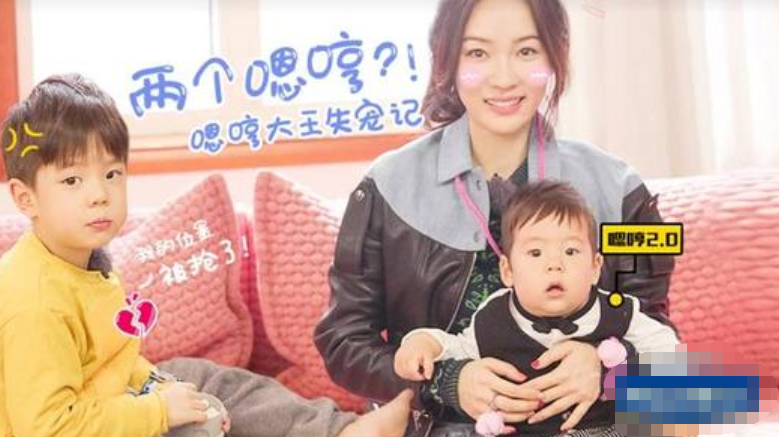 霍思燕|霍思燕夫妇为见“哎哟喂”望眼欲穿，俩人对妹妹宠极了，待遇比亲儿子还亲