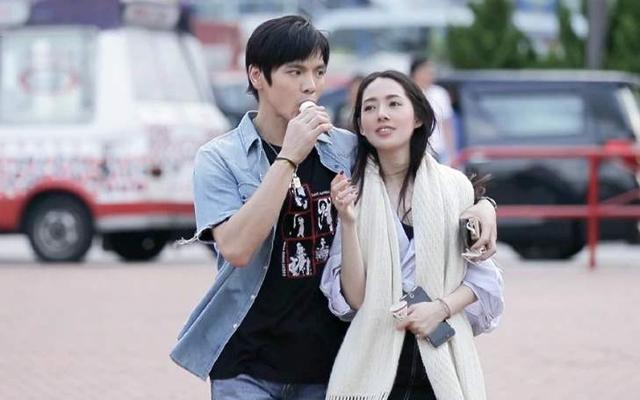 向佐|向佐生日晒与郭碧婷亲密合影，表白并安慰妻子：会尽其所能尽快到你身边