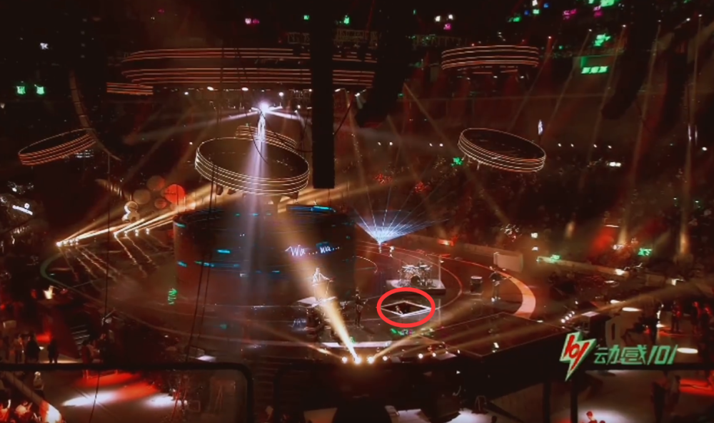 东方风云榜|东方风云榜直播出意外，王源遭遇舞台事故，主持人当面内涵丁当！