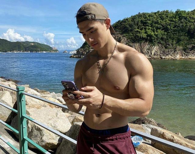 吴婉芳|冻龄女神吴婉芳全素颜出镜，看上去不到30岁，丈夫意外离世死因成谜