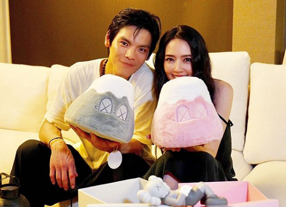 向佐|遭诋毁离婚，向佐：无论祝福，还是诋毁，衷心希望每个人幸福快乐