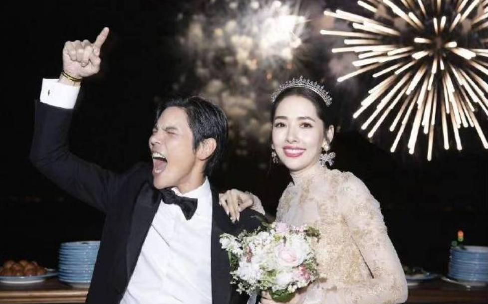 郭碧婷|郭碧婷凌晨为向佐庆生 网友喊话向太：说好的全家一起接儿媳呢？