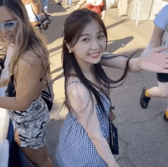 小号|虞书欣暂停小号，大号做营销、小号搞人设的日子一去不复返了？