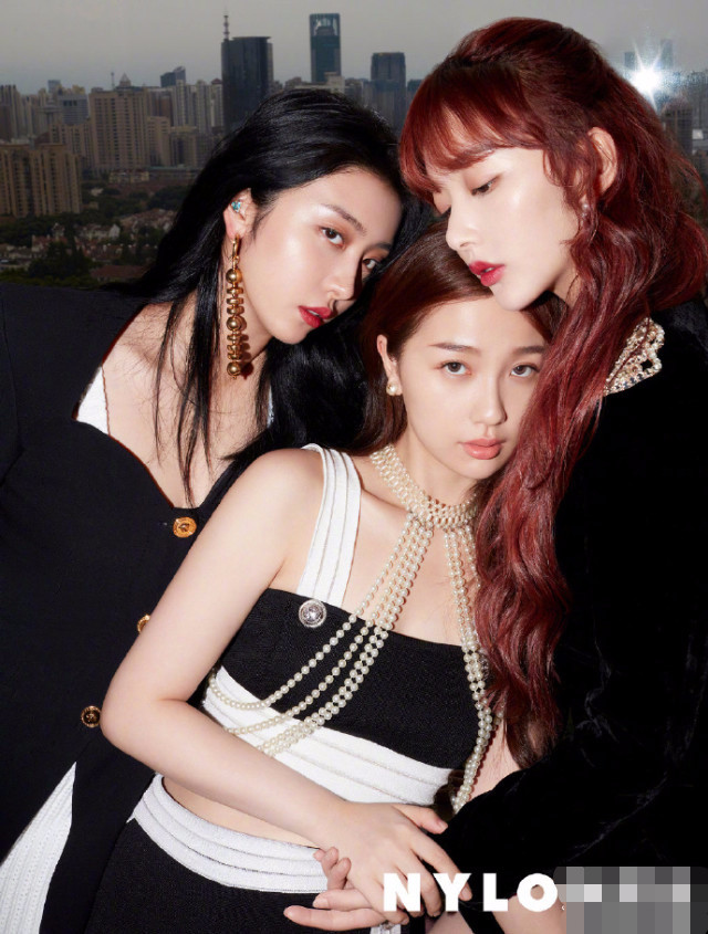 小号|虞书欣暂停小号，大号做营销、小号搞人设的日子一去不复返了？