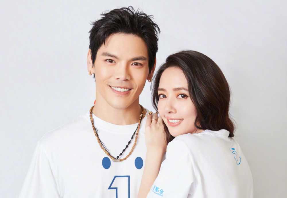 向佐|向太首度松口！转发向佐生日动态，发文透露郭碧婷已怀“鼠宝宝”