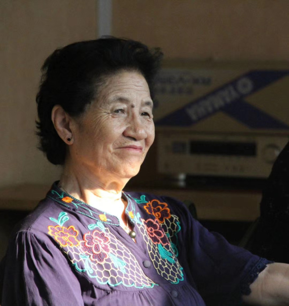 赵玉明不仅专注单弦,亦擅长京韵大鼓,西河大鼓,弹词等多种曲艺形式,是