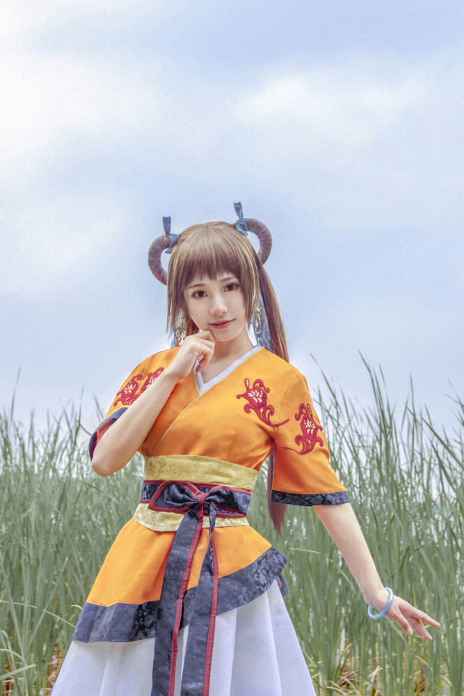 每日图鉴大赏秦时明月高月cos天真无邪的小公主