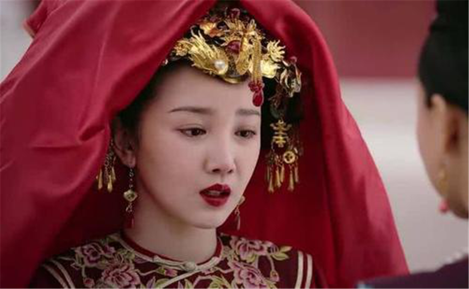 如懿传:惢心为何肯收李玉的绒花,却拒绝他