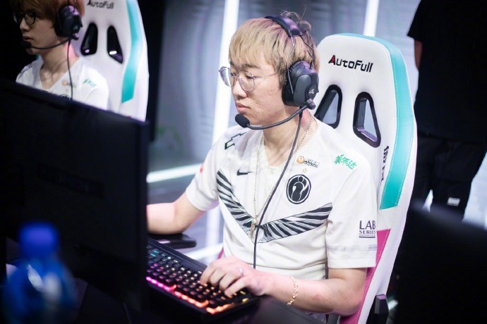 宁王为什么这么狂？声称除了我，他们都要老实训练