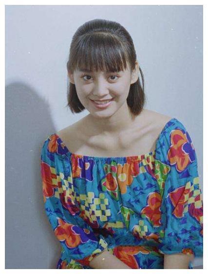 张国荣称她不能用语言去形容霸气姐宁静20年前有多美