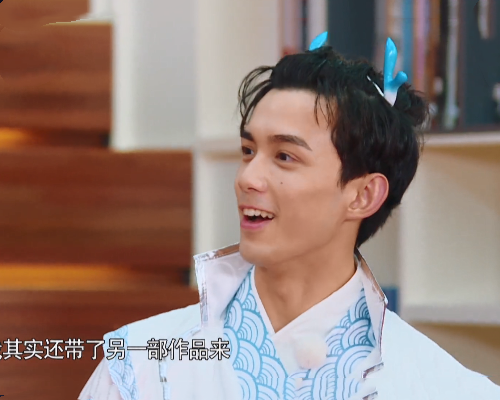 吴磊到底有多高当他和蔡徐坤站在一起我没看错吧