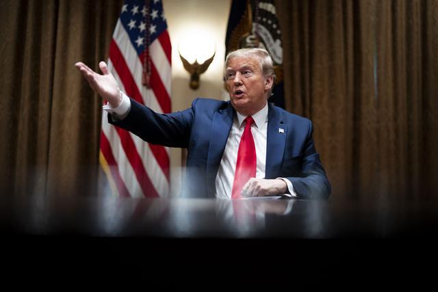 特朗普|民调显示拜登已领先15个百分点，特朗普：民调都是假的！