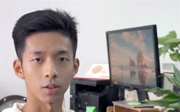 中国姓氏大辞典|湖北一考生因自创霸气姓氏走红，或成全国唯一，众人好奇咋上户口