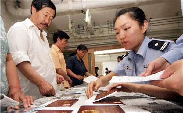 中国姓氏大辞典|湖北一考生因自创霸气姓氏走红，或成全国唯一，众人好奇咋上户口