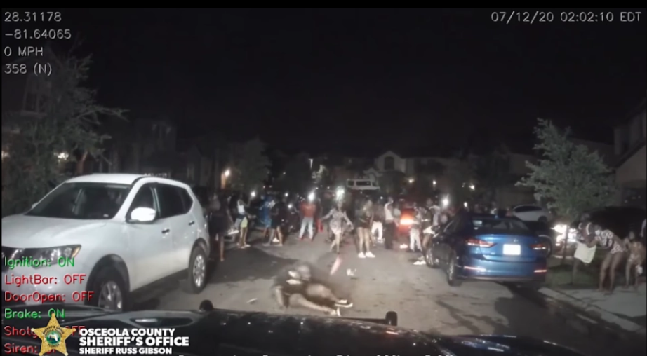 拉斯·吉布森|又作死：美国佛州黑帮成员举办大型派对，故意传播新冠病毒