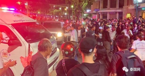 泰国_时政|泰国示威游行大爆发！疫情还没过，数千民众就要赶巴育下台