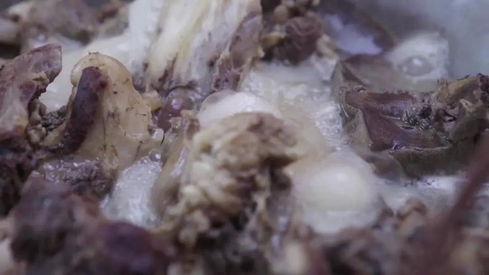 乌珠穆沁草原|东乌珠穆沁：金斯太遗址探源草原文明，商贸口岸客商云集