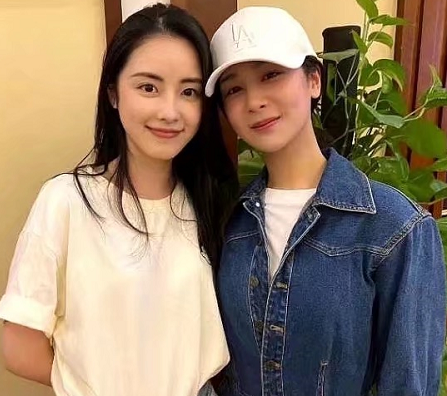 吴亦凡|谁和吴亦凡同框都显“头大”，唯独杨紫不一样，网友：我没眼花吧