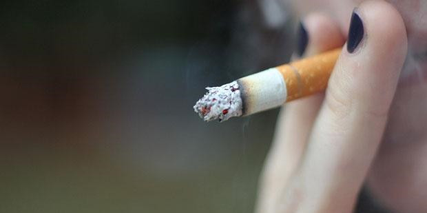 吸烟|长期吸烟的人，试着做下3个测试，若完成不了2个，你需要戒烟了