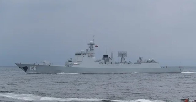 052dl首舰已开始正式服役 有何厉害之处 外国人给出相当高的评价 052c型驱逐舰 052dl 052d型驱逐舰