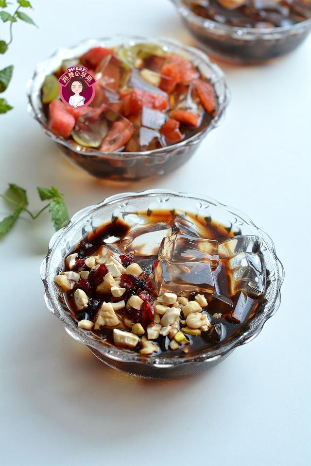 这小吃像冰一样,解暑败火,夏天就好这一口,不吃几十碗不罢休