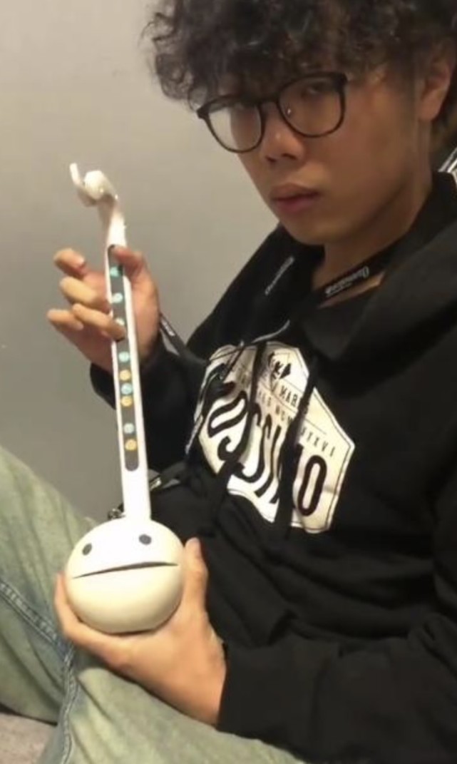 卡姆获刑8个月罚款两千|判了！！脱口秀演员卡姆容留他人吸毒案获刑8个月罚款两千